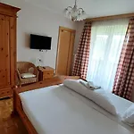 Lilie By Interhome Lejlighed Velden am Wörthersee
