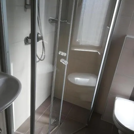 Lilie By Interhome アパート フェルデン・アム・ヴェルターゼー