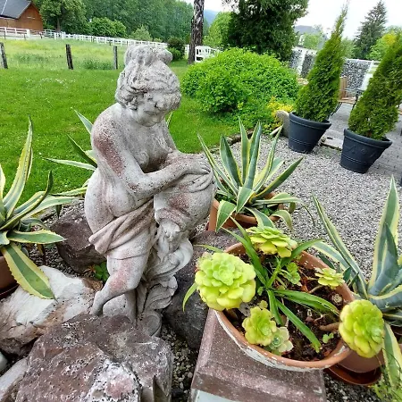 Lilie By Interhome * フェルデン・アム・ヴェルターゼー